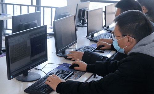 軟件工程與計算機科學(xué)與技術(shù) 軟件開發(fā)之路如何選擇？